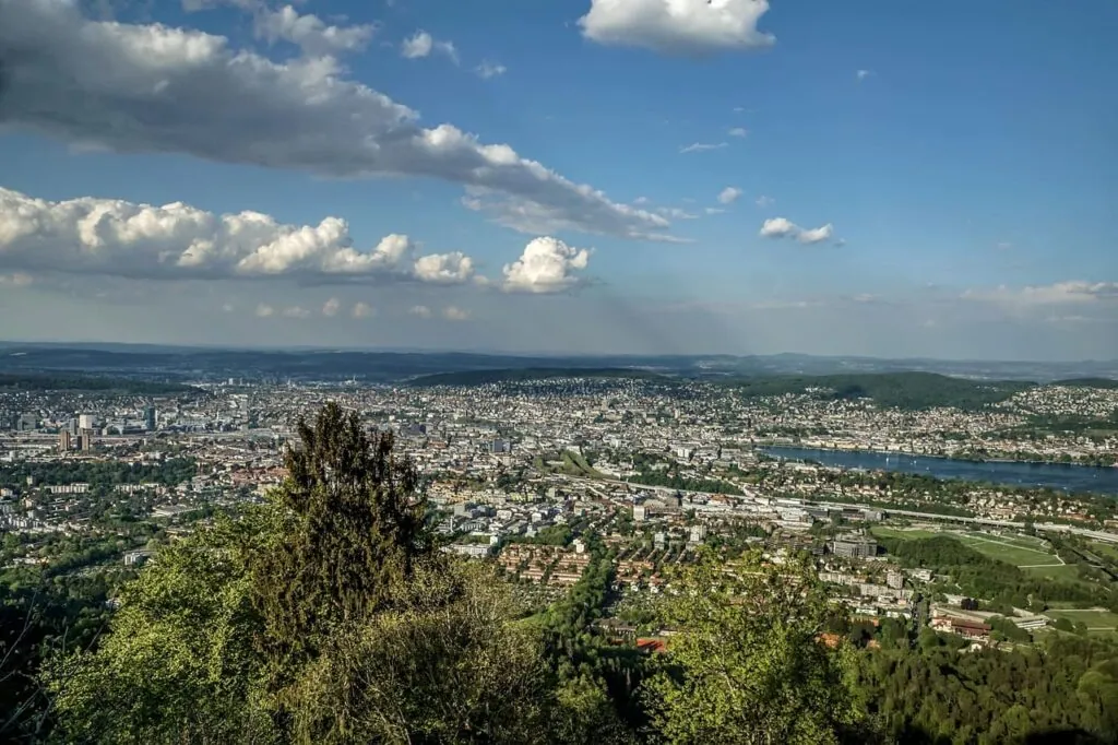 How Many Days in Zurich